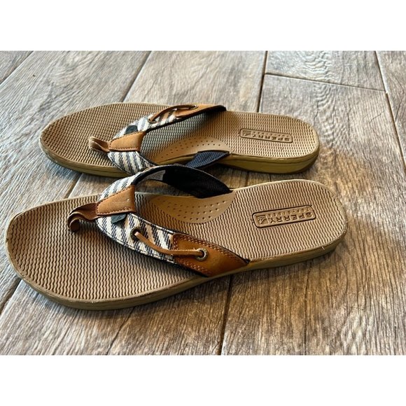 sperry thongs